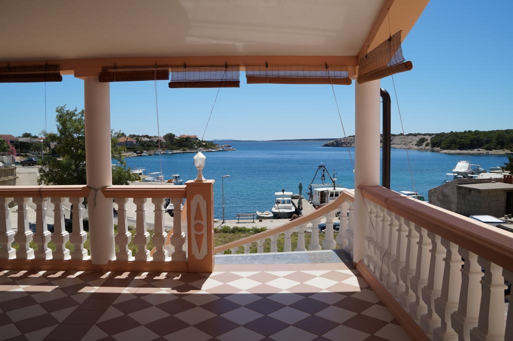 Olive House Apartment Simuni Exterior photo